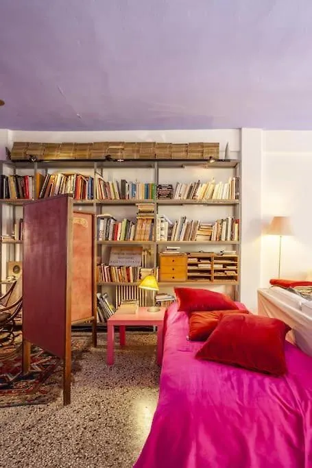 Unique Loft- Thessaloniki Down Town Apartment
